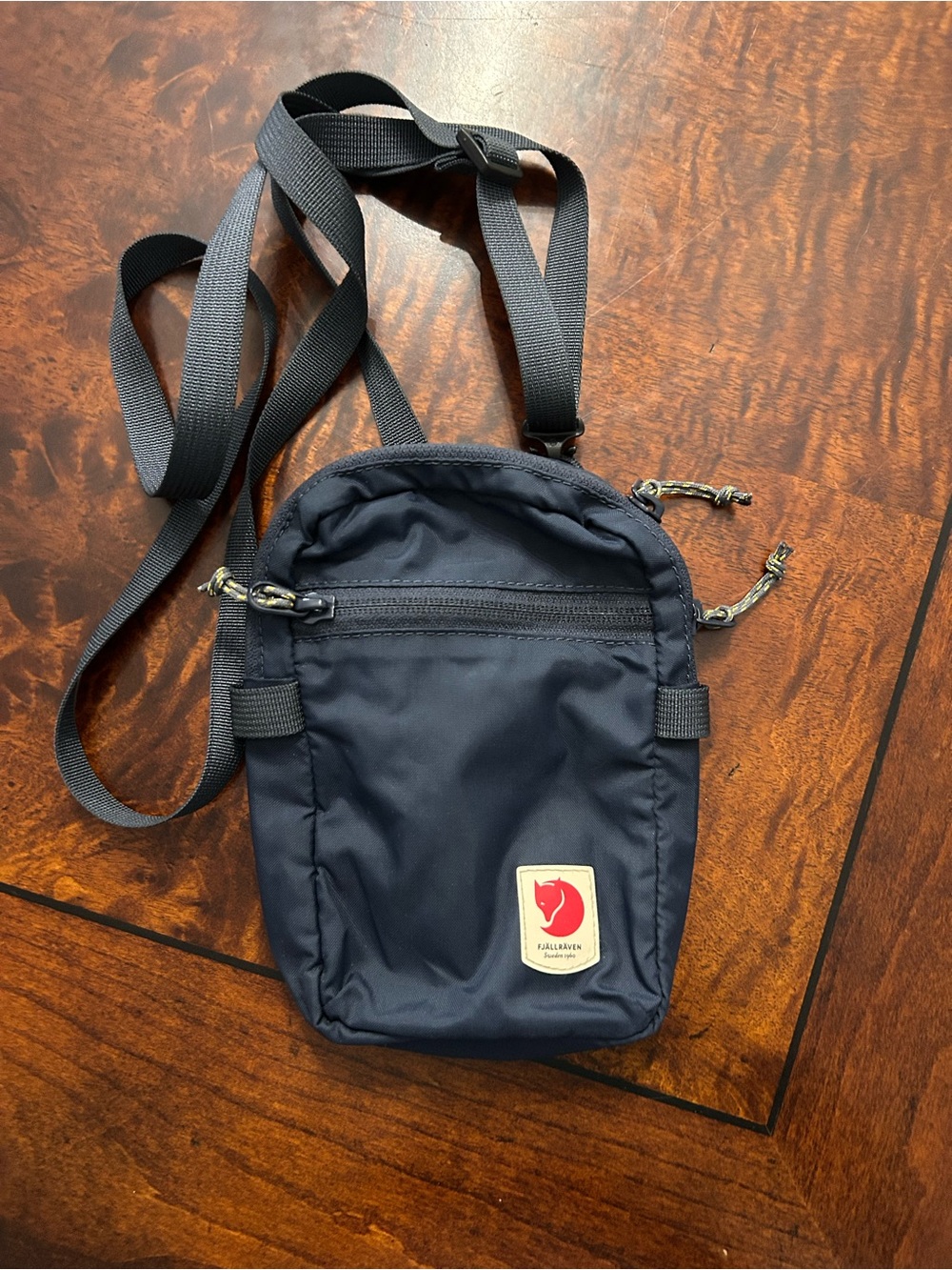 Fjallraven High Coast Pocket Bag Cross Body Navy Unisex Belt Loop NWOT
